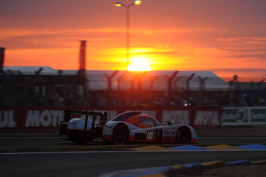  Aston Martin LMP1 2008 года  (фото 43 из 97)